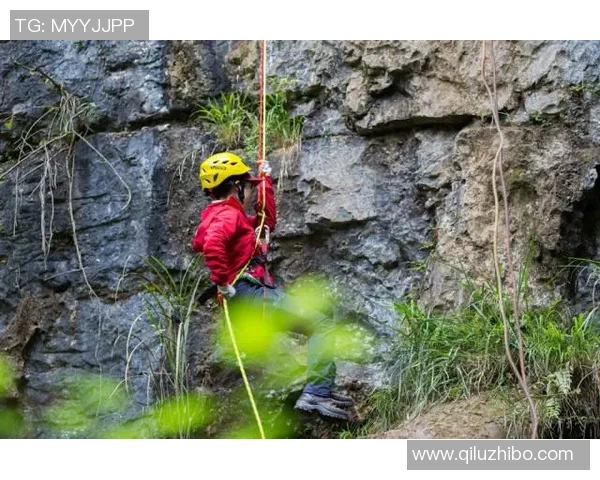 西安攀岩队的灵活性探秘与训练技巧分享