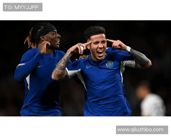 切尔西更衣室危机升级斯特林与恩佐训练场激烈冲突引发关注 切尔西更衣室危机升级斯特林与恩佐训练场激烈冲突引发关注